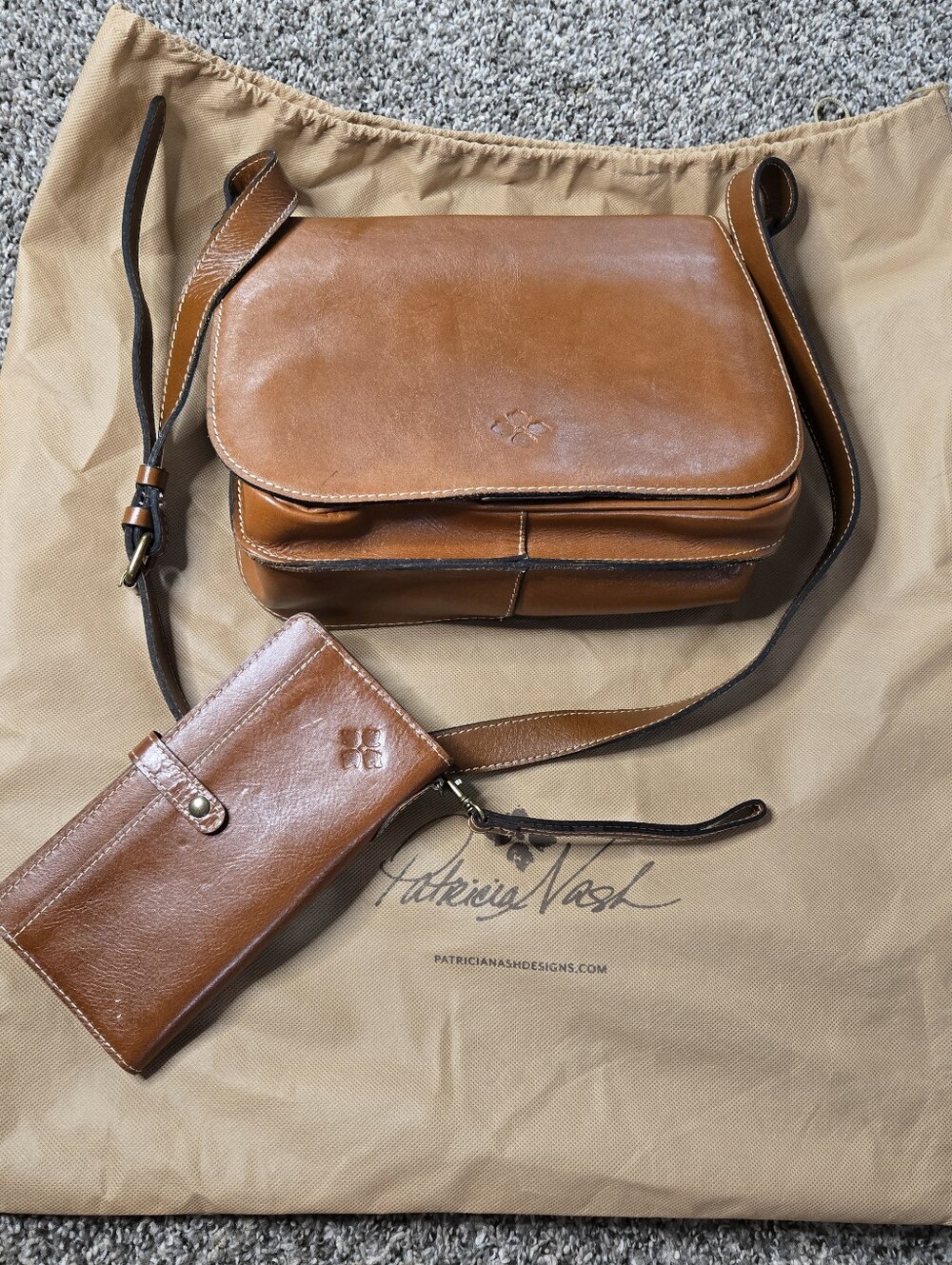 Patricia Nash Leather Purse Crossbody Messenger Matching Wallet Brown w Dust Bag